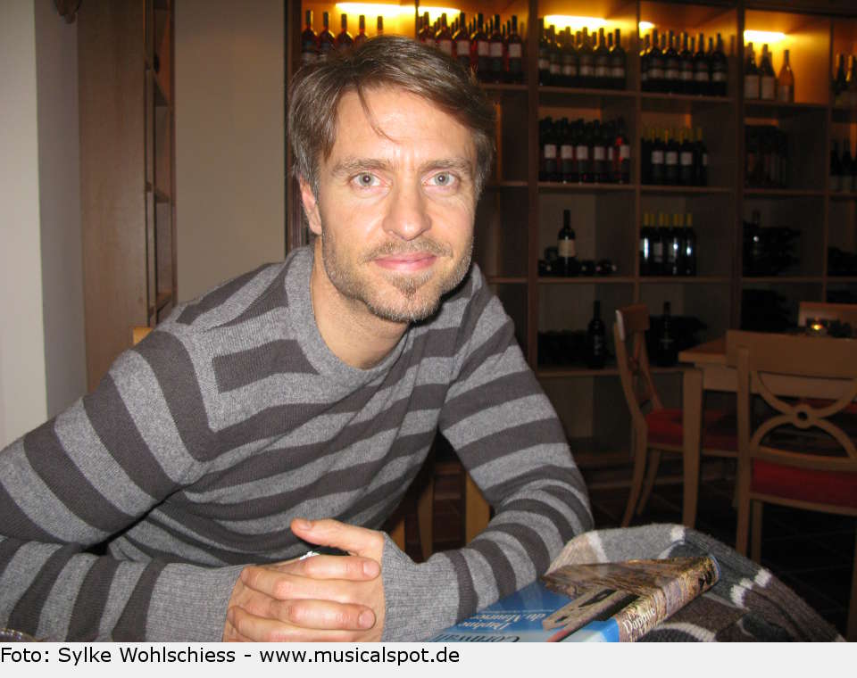 Arvid Larsen, der alternierend Maxim de Winter in der Stuttgarter "Rebecca"-Produktion spielt. larsen arvid 01